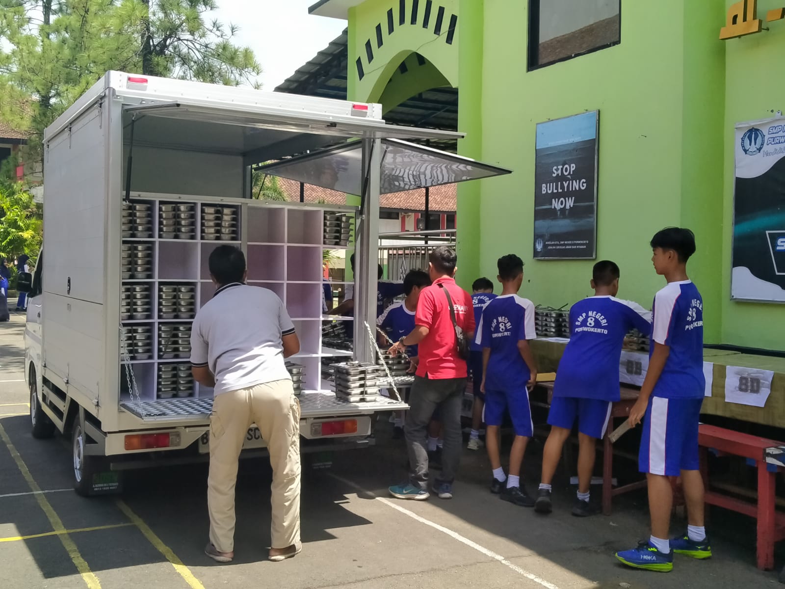 Outing Class Siswa SMP Negeri 8 Purwokerto Diprotes