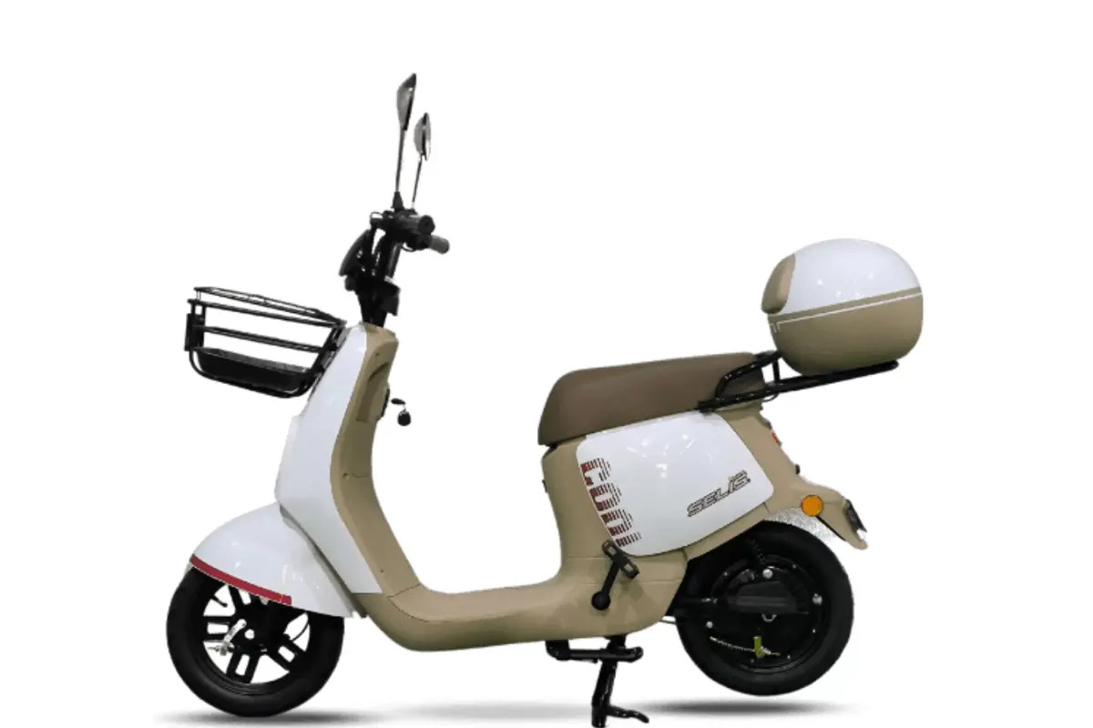 Selis Gemini, Pilihan Motor Listrik Murah dengan Cicilan Mulai Rp400 Ribu