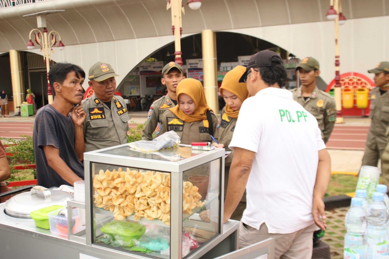 Satpol PP Bakal Tindak PKL Alun-alun Kebumen