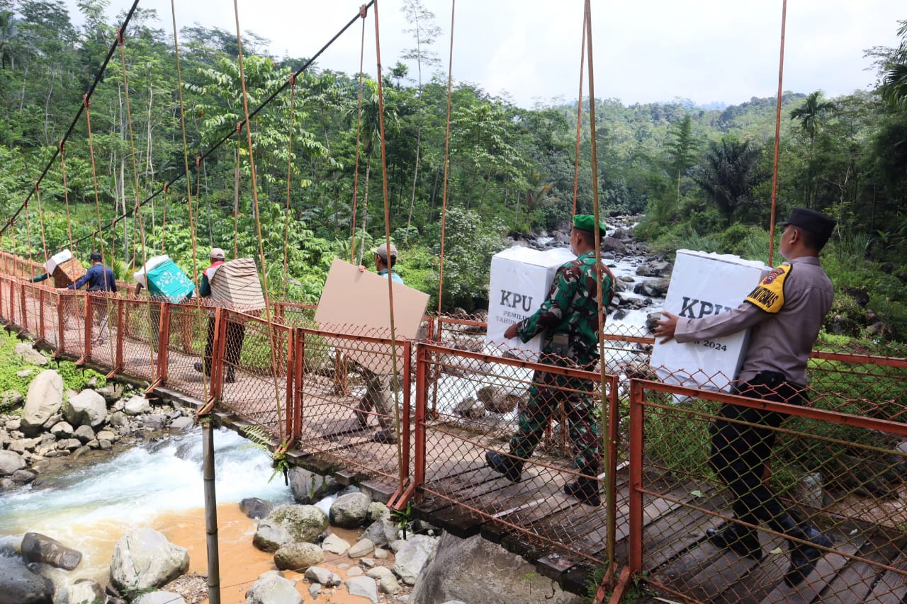 KPU Banyumas Mulai Distribusikan Logistik Pilkada ke Tingkat Kecamatan