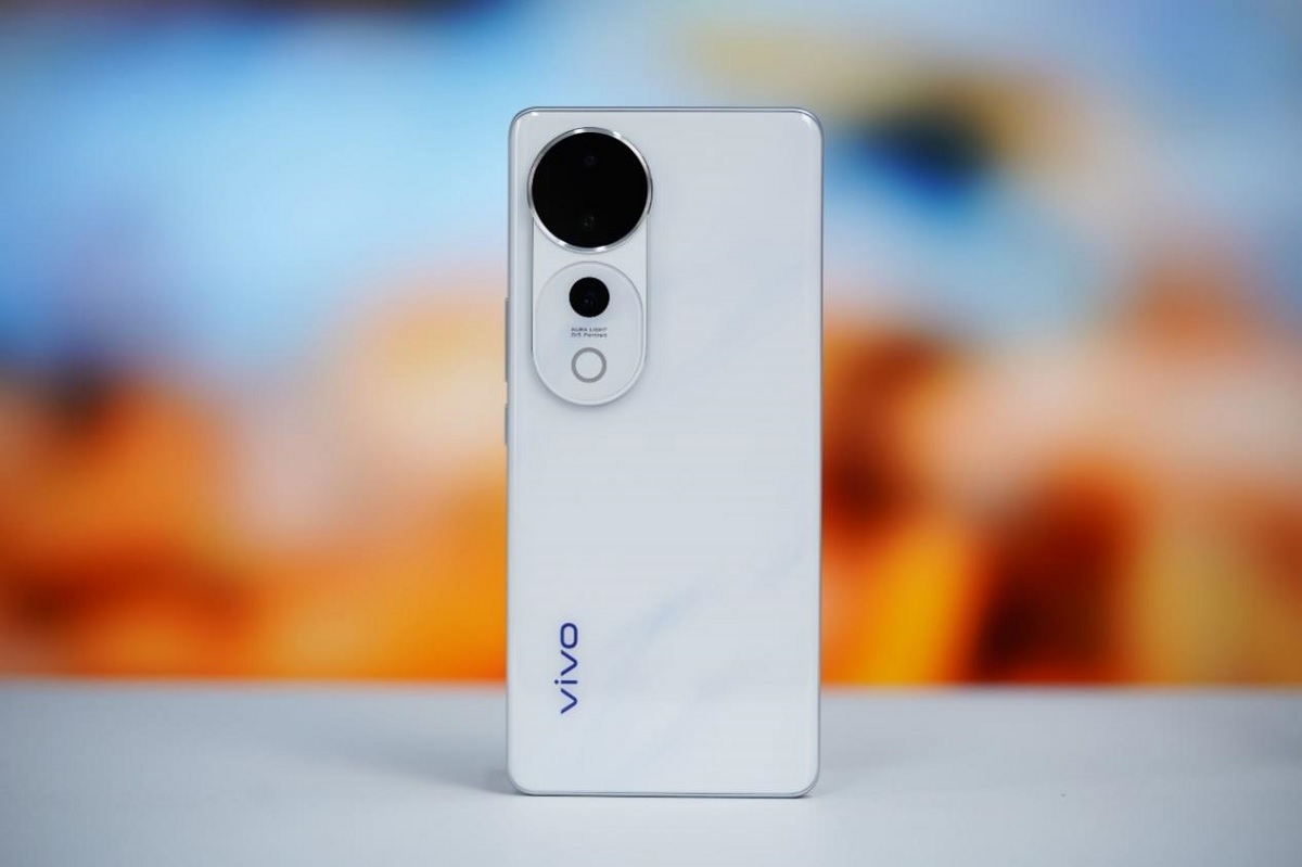 Vivo S19 Pro: HP Selfie 2025 dengan Dual Front Camera dan LED Ring Light!