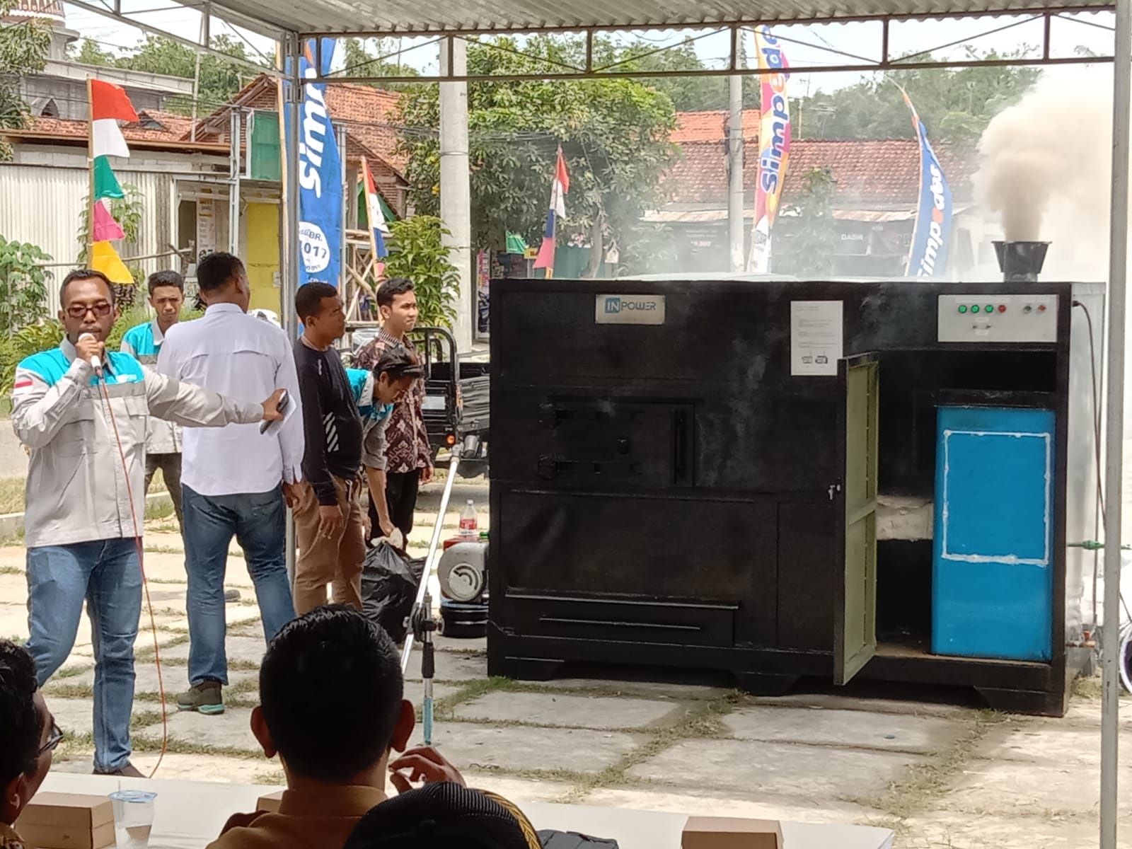 Desa Bojongsari Alian Tekan Darurat Sampah