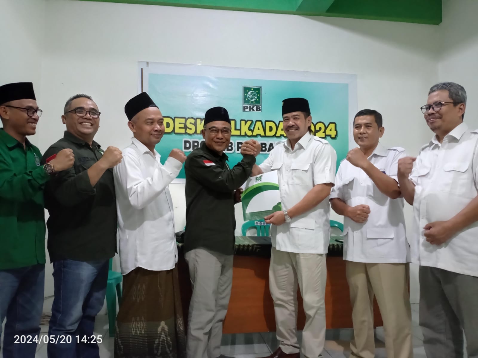 Partai Gerindra Merapat ke PKB, Partai Golkar Ambil Formulir di Tiga Parpol