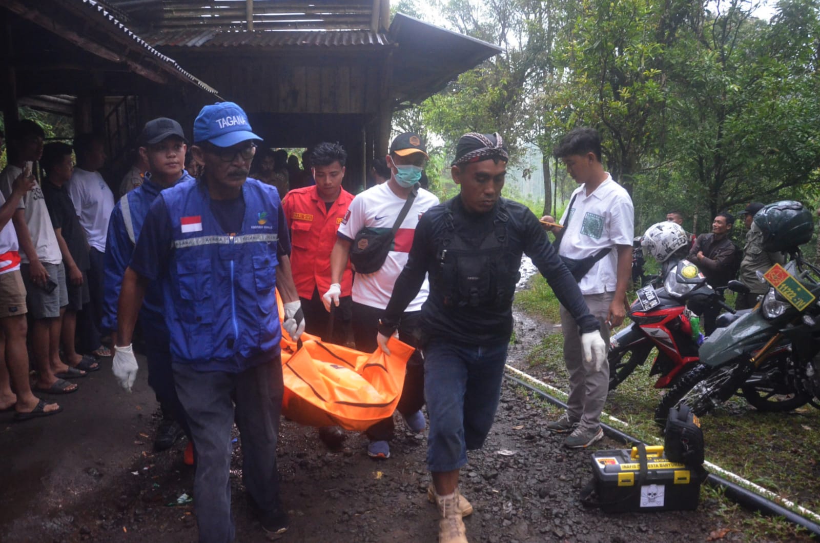 Pelajar SMP Tergelincir Lalu Tenggelam di Sungai Pelus Limpakuwus Saat Liburan