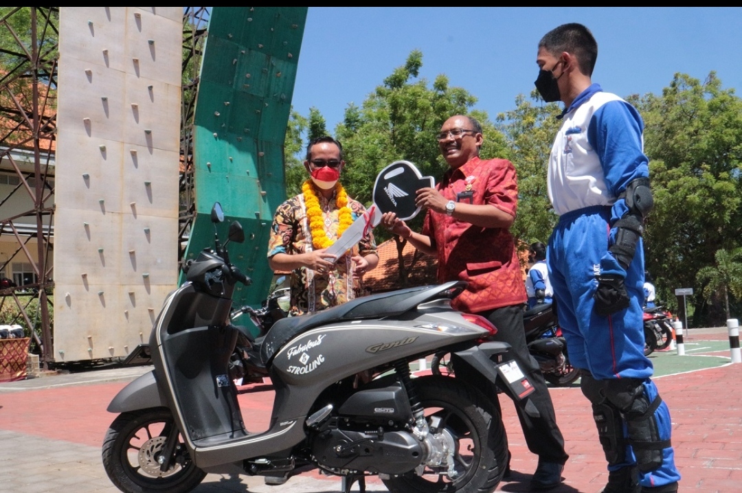 Yayasan AHM Hadirkan Wisata Safety Riding di Pulau Dewata