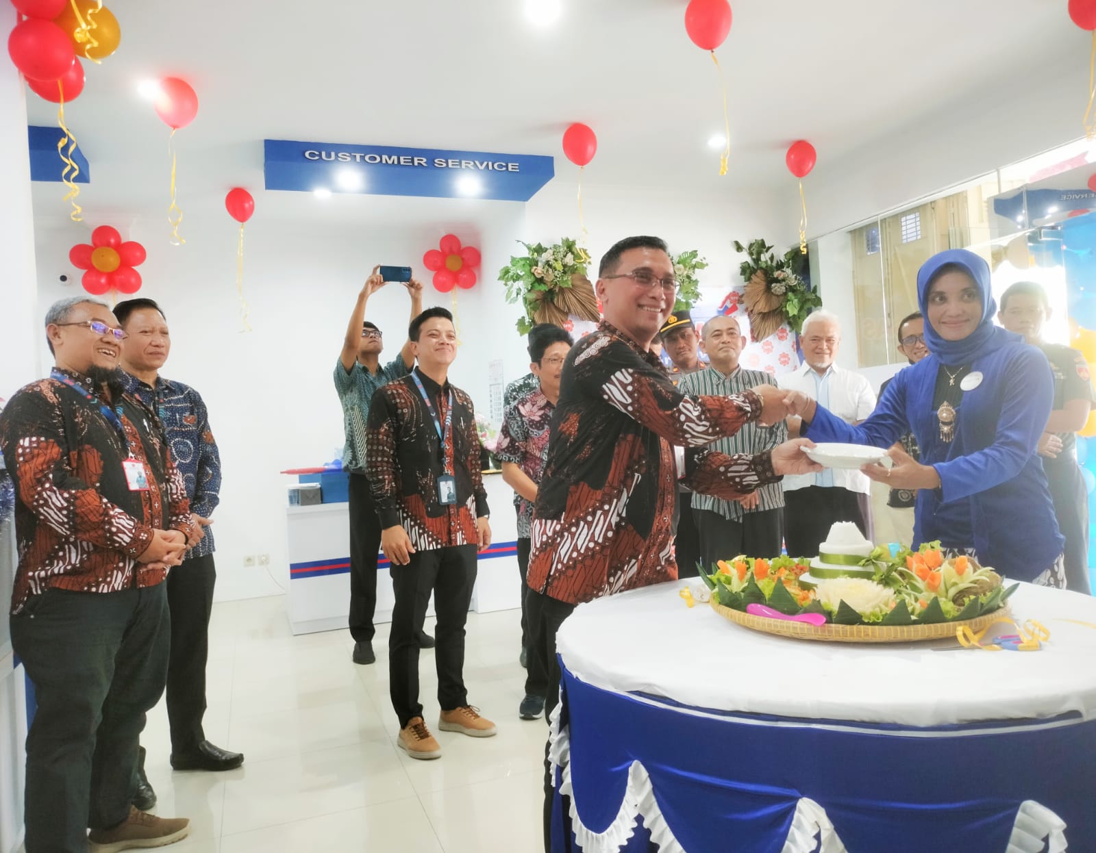 Lebih Representatif, BPR SAS Kroya Resmikan Gedung Baru