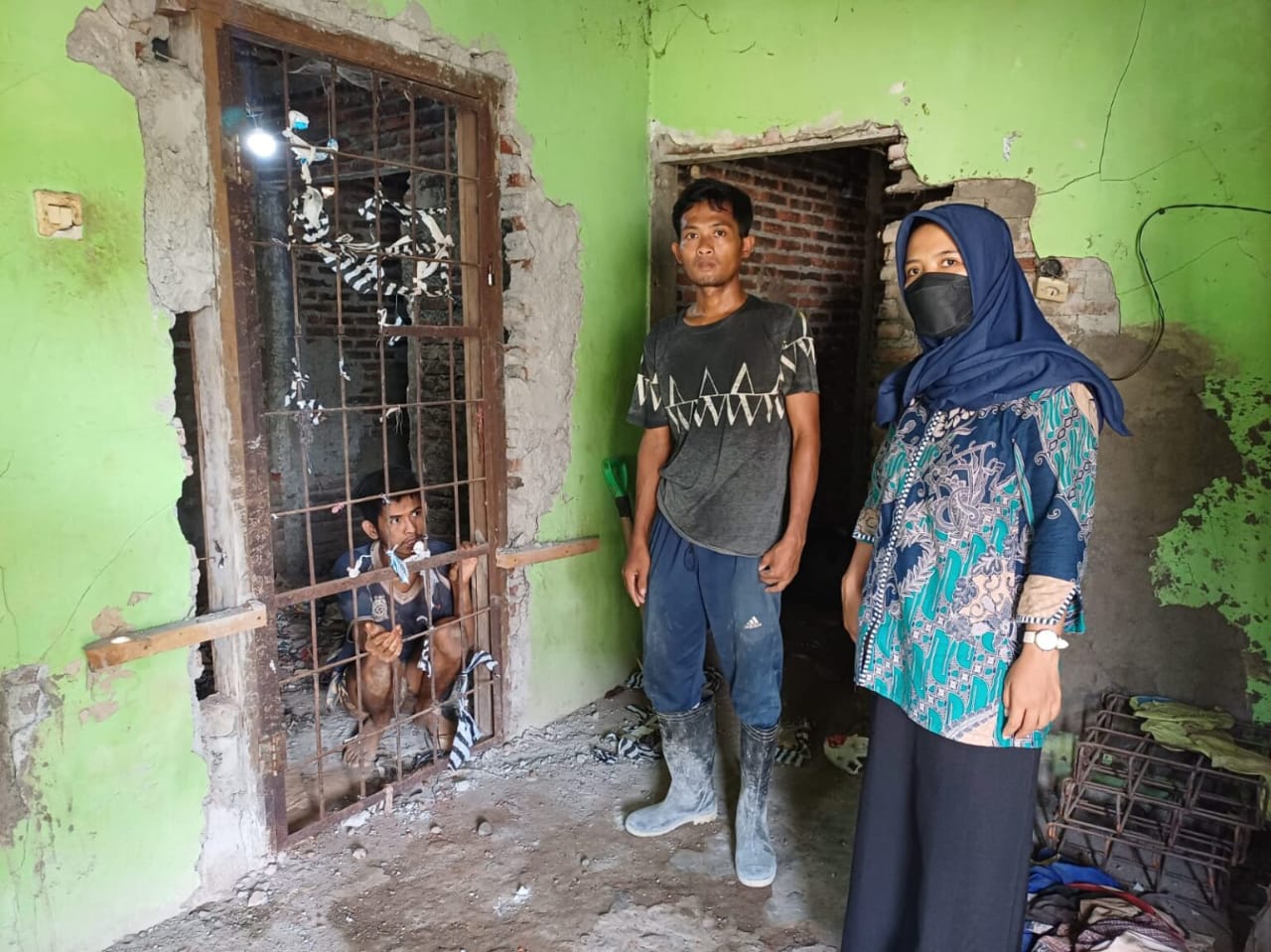 Kerap Mengamuk dan Meresahkan, Warga Toyareja Dievakuasi ke Rumah Sakit