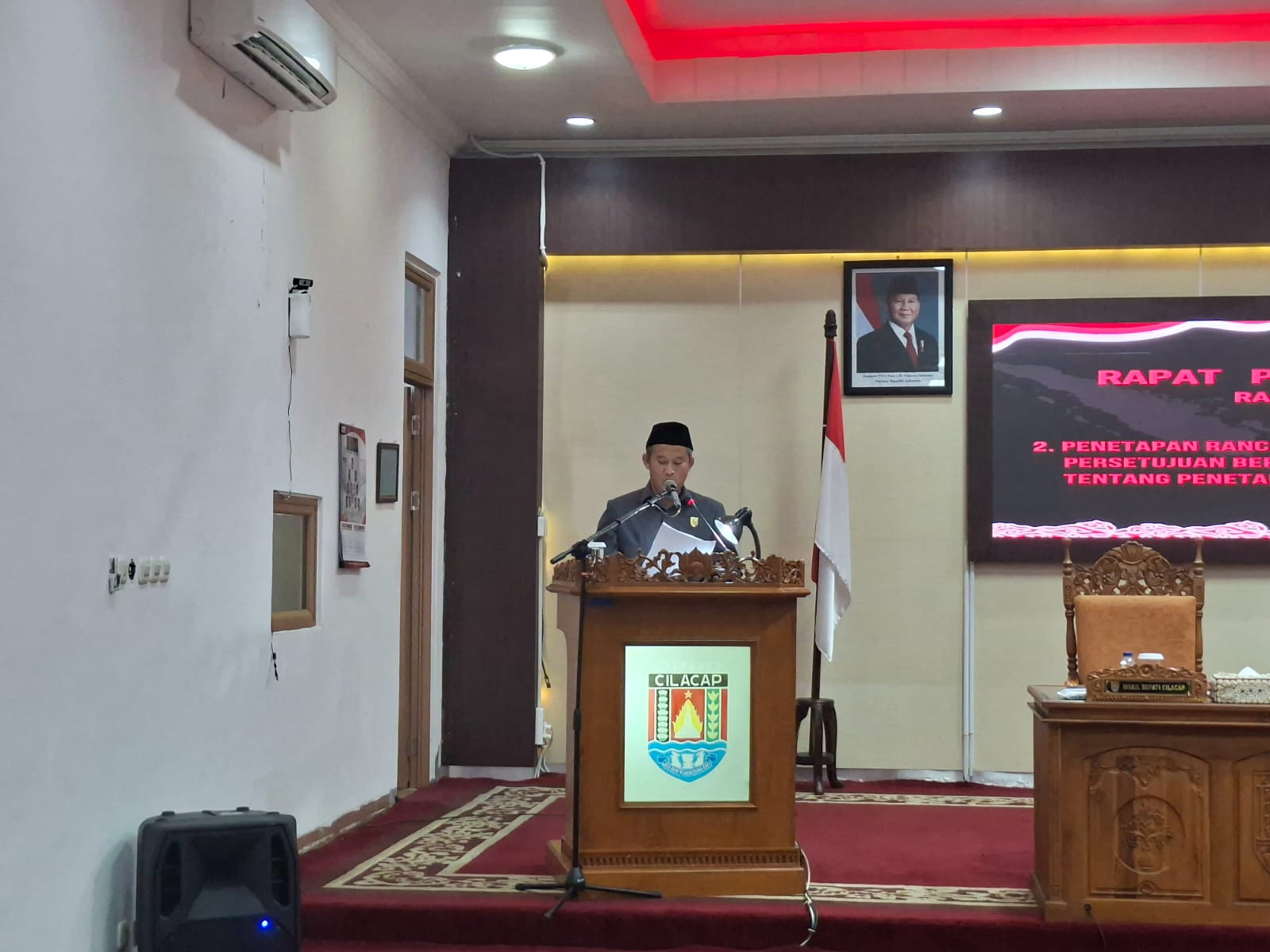 Disepakati Tujuh Fraksi, DPRD Cilacap Sahkan Raperda Pengelolaan Perikanan