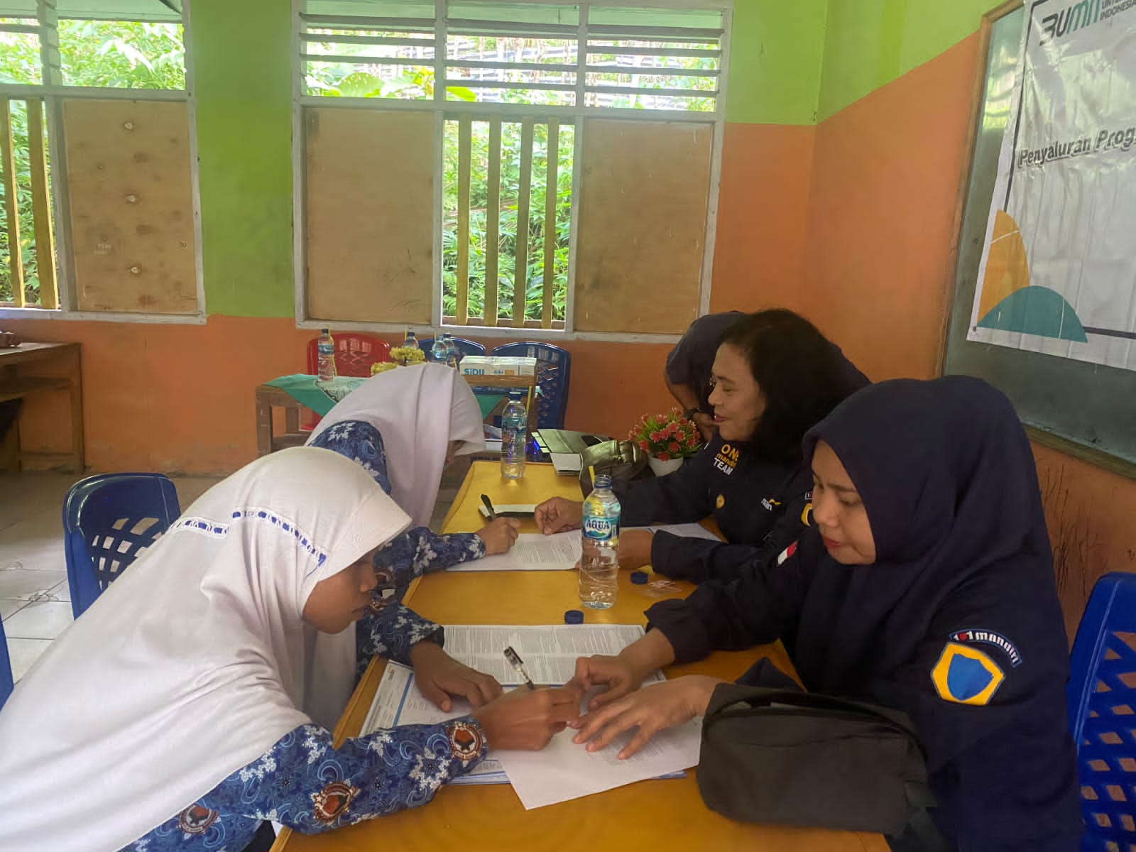 Bank Mandiri Salurkan Bantuan Pendidikan Kemenag dan Kemendikbudristek, serta  Kartu Tani Kementan