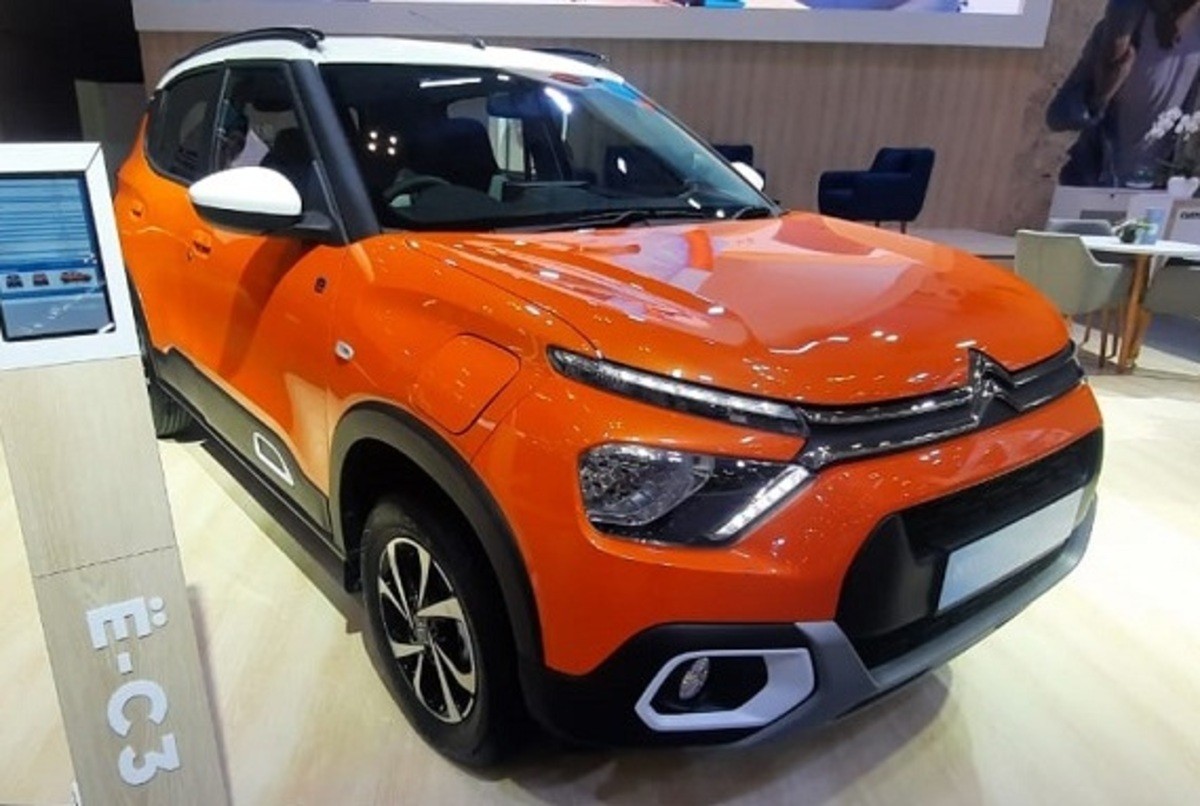 Mau Mobil Listrik Irit tapi Tetap Keren? Intip Spesifikasi dan Harga Citroen e-C3