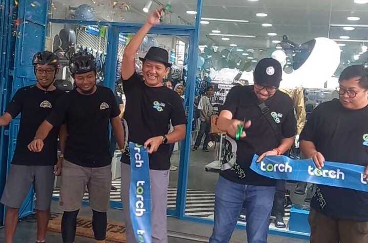 Tourch Resmikan Gerai ke 14 di Purwokerto