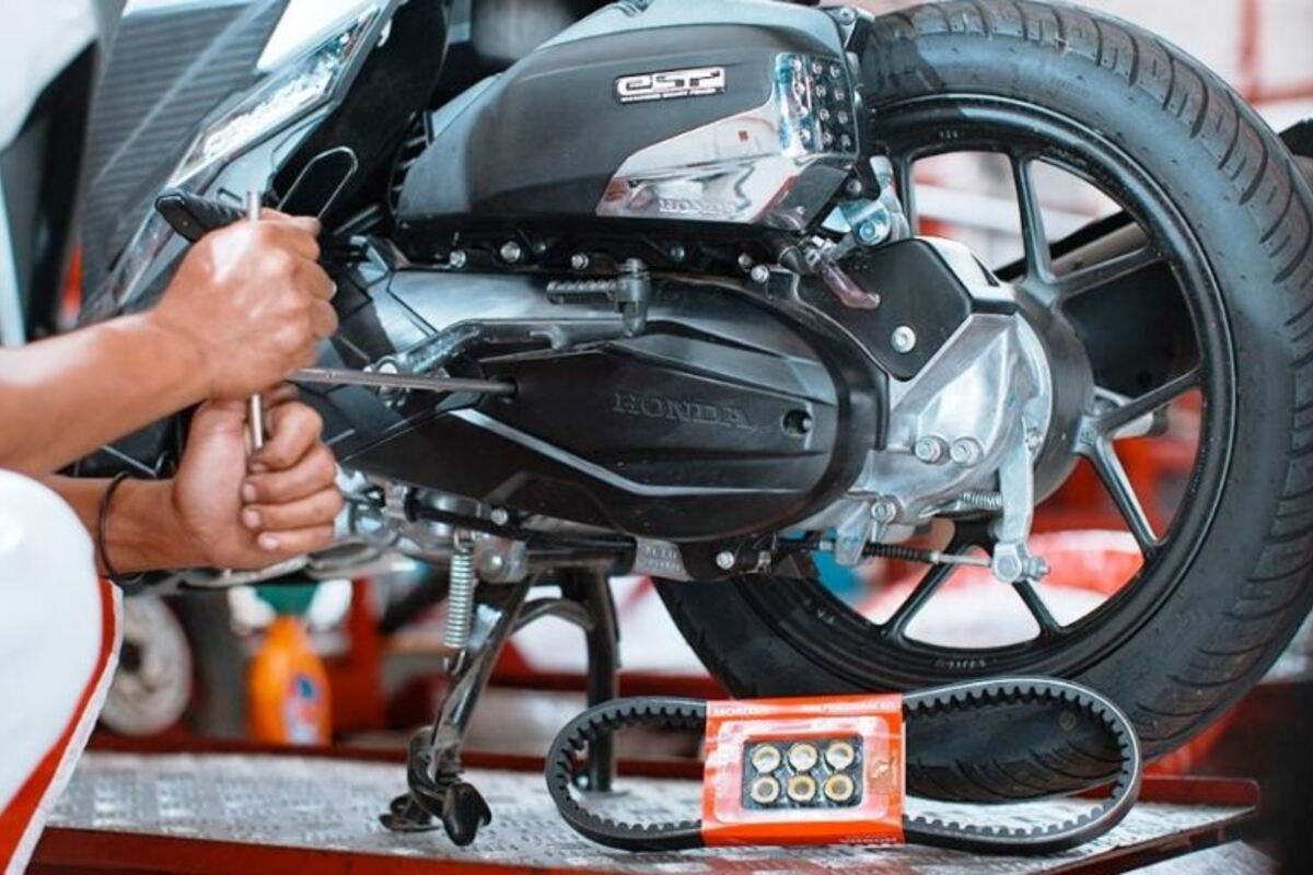 Perhatikan Nih! 11 Perawatan yang Diperlukan Untuk Motor Matic Injeksi