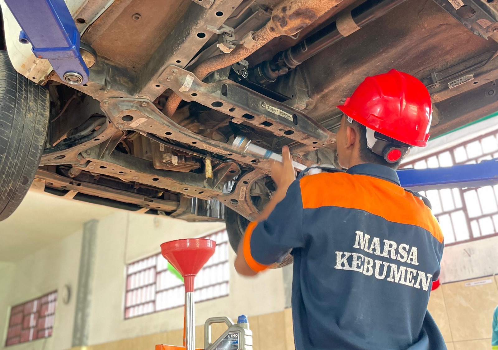 Lomba Otomotif Warnai Classmeeting SMK Ma’arif 9 Kebumen