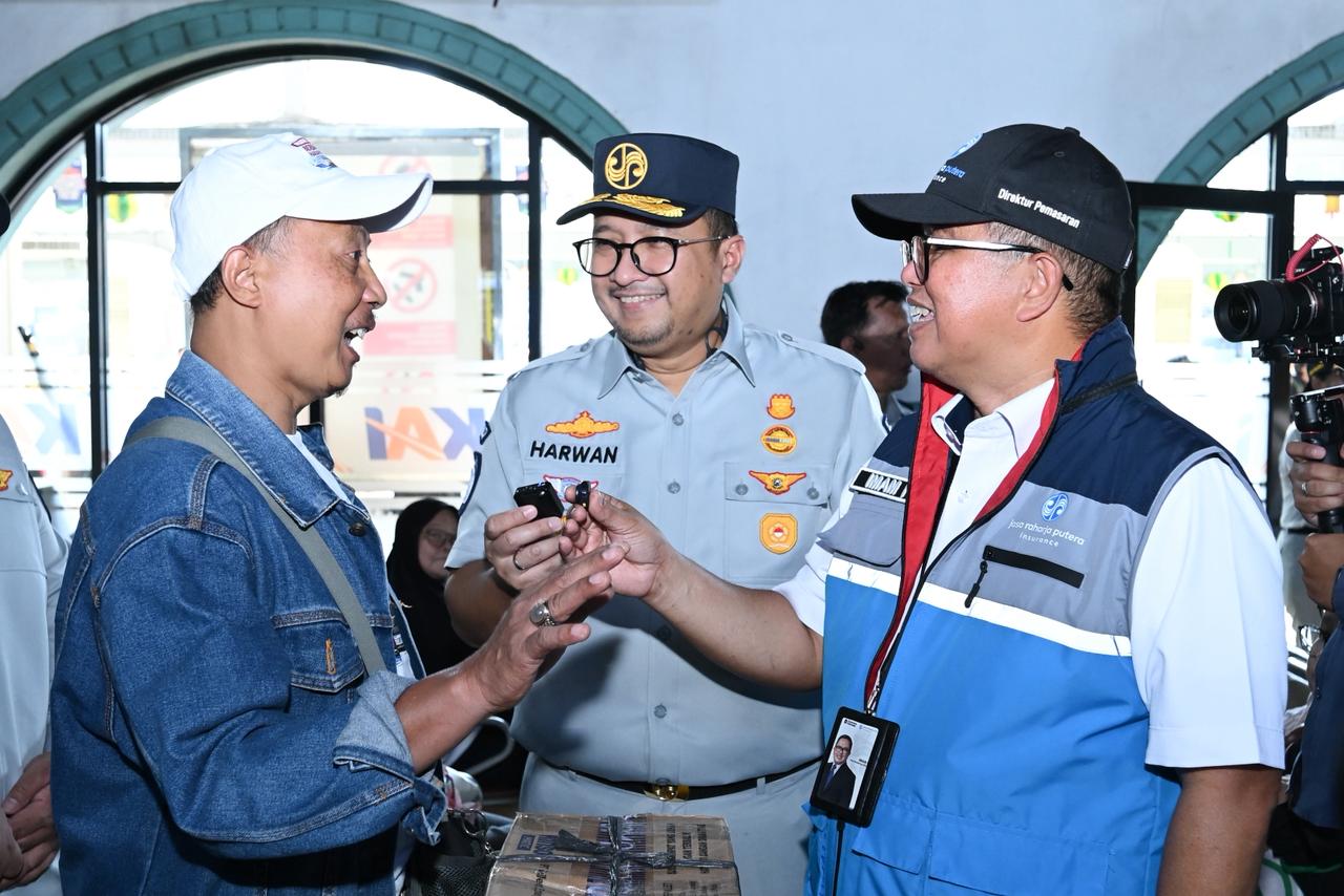 Ribuan Pemudik Berangkat dari Pasar Senen, Program Mudik Gratis BUMN 2026 Libatkan Jasa Raharja