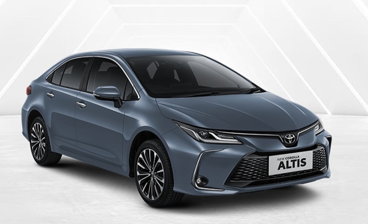 Toyota Altis 2025, Sedan Mewah yang Nyaman, Irit, dan Tetap Stylish!