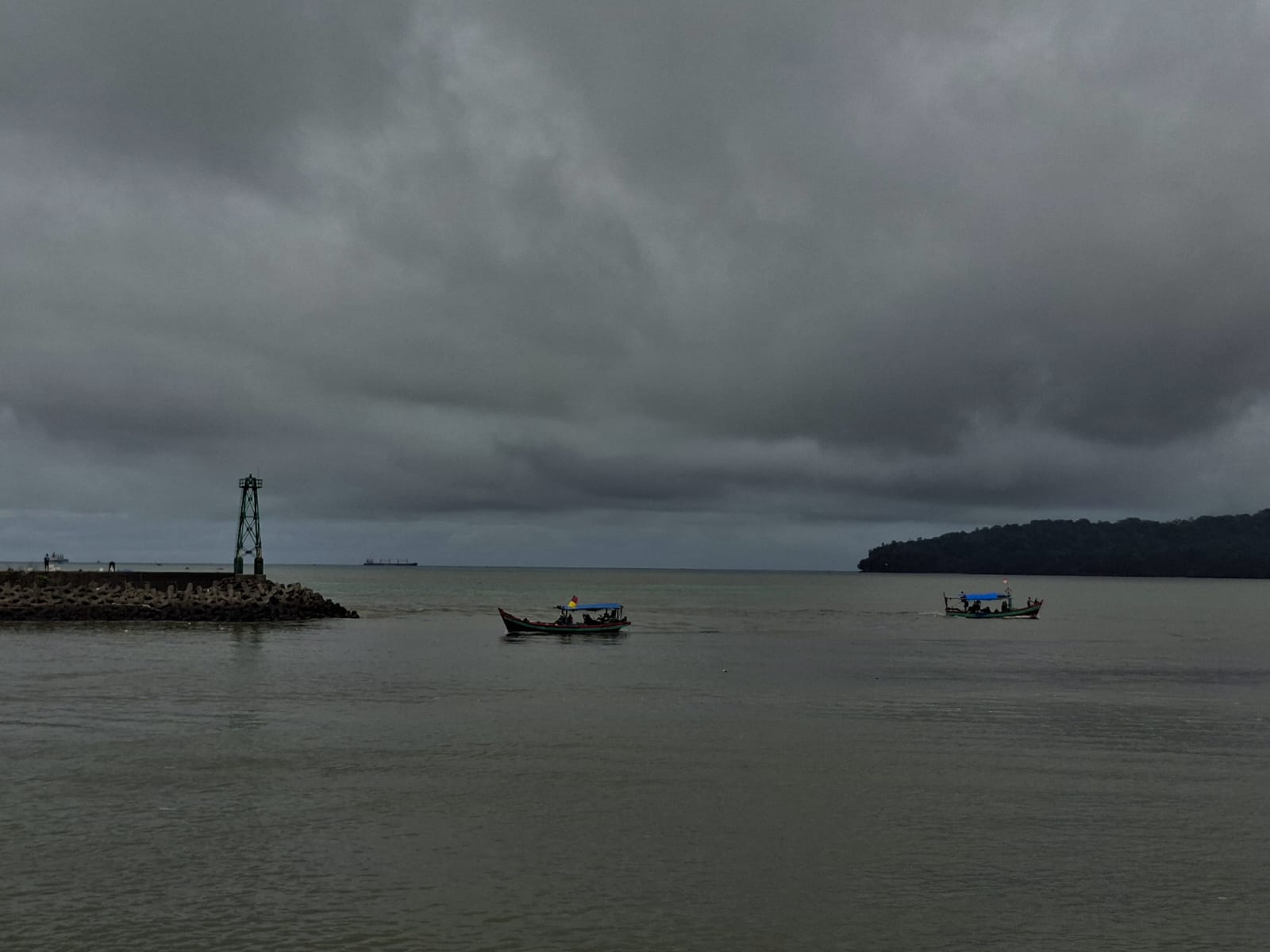 Musim Hujan di Cilacap Diprediksi Lebih Panjang, Puncak November 2025 hingga Februari 2026