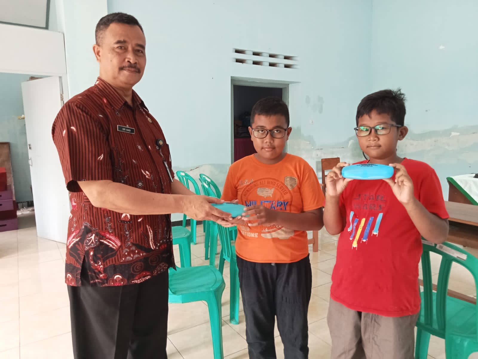 12 Siswa SD Alami Gangguan Penglihatan 