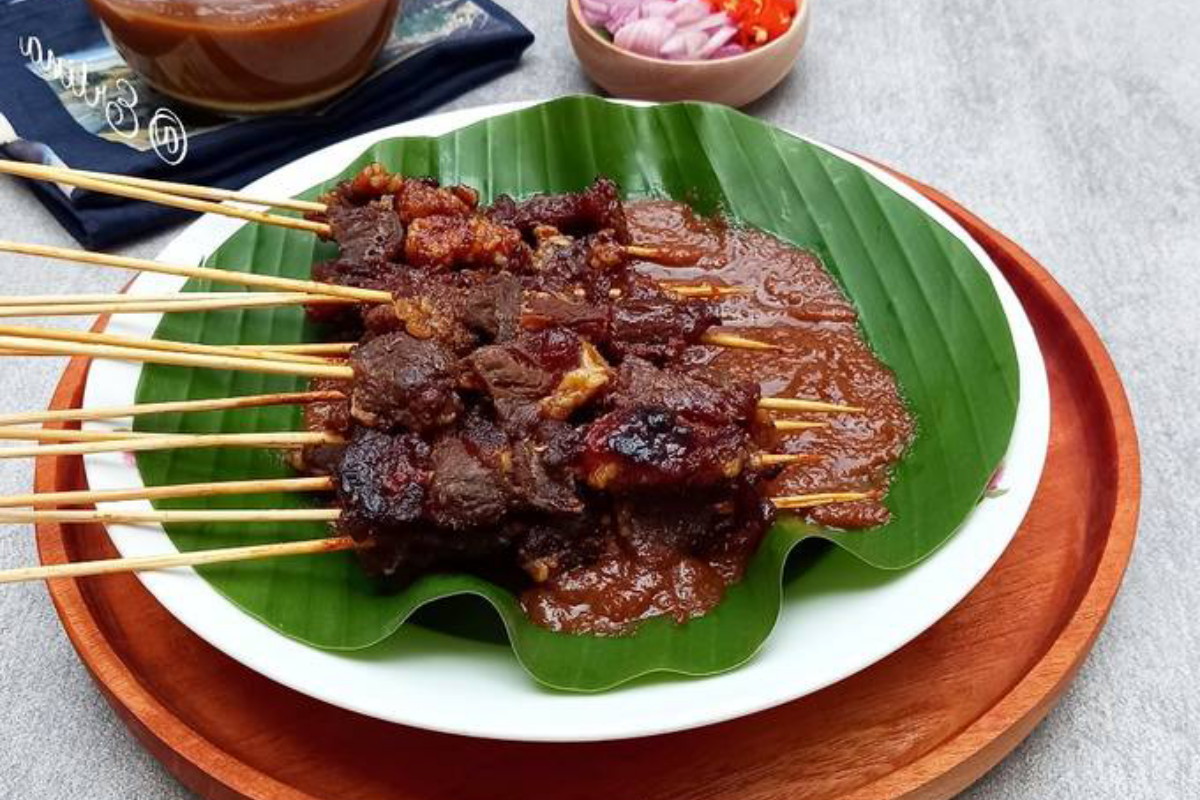 Tempat Kuliner Sate Bumbon Kendal yang Legendaris Banget