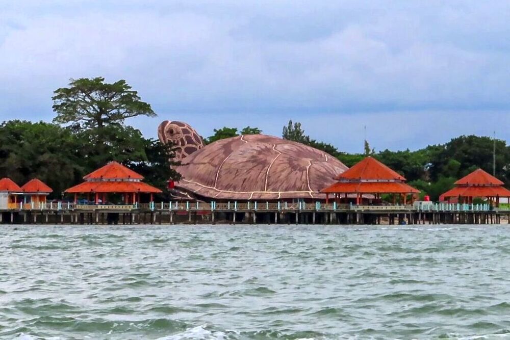 Rekomendasi 6 Tempat Wisata di Jepara yang Harus Anda Kunjungi Saat Liburan Bersama Keluarga