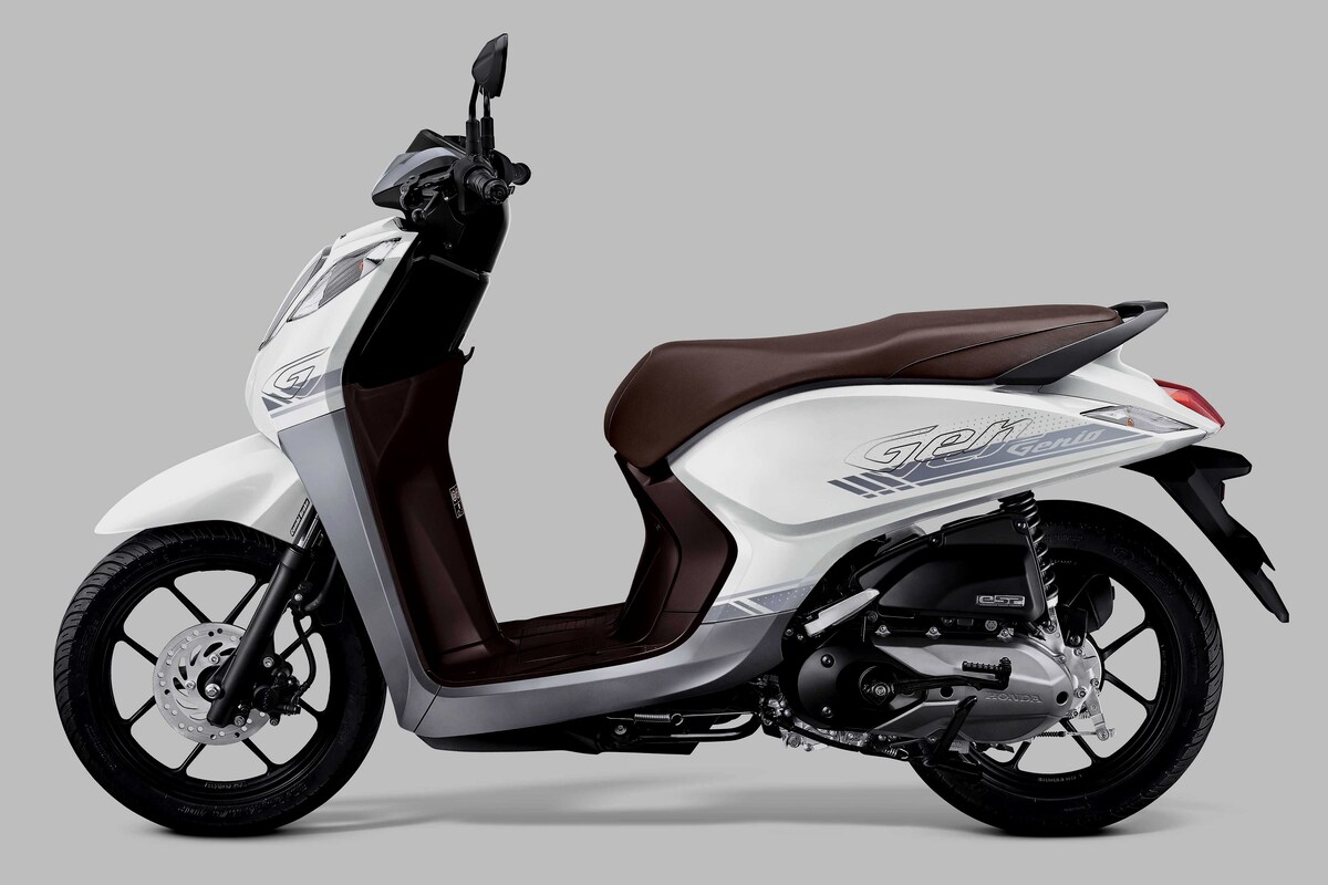 Tak Hanya Scoopy, Inilah Rekomendasi Motor Matic Bagi yang Berpostur Mungil