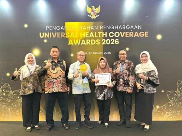 Dukung Program JKN, Pemkab Banyumas Terima Penghargaan di UHC Awards 2026