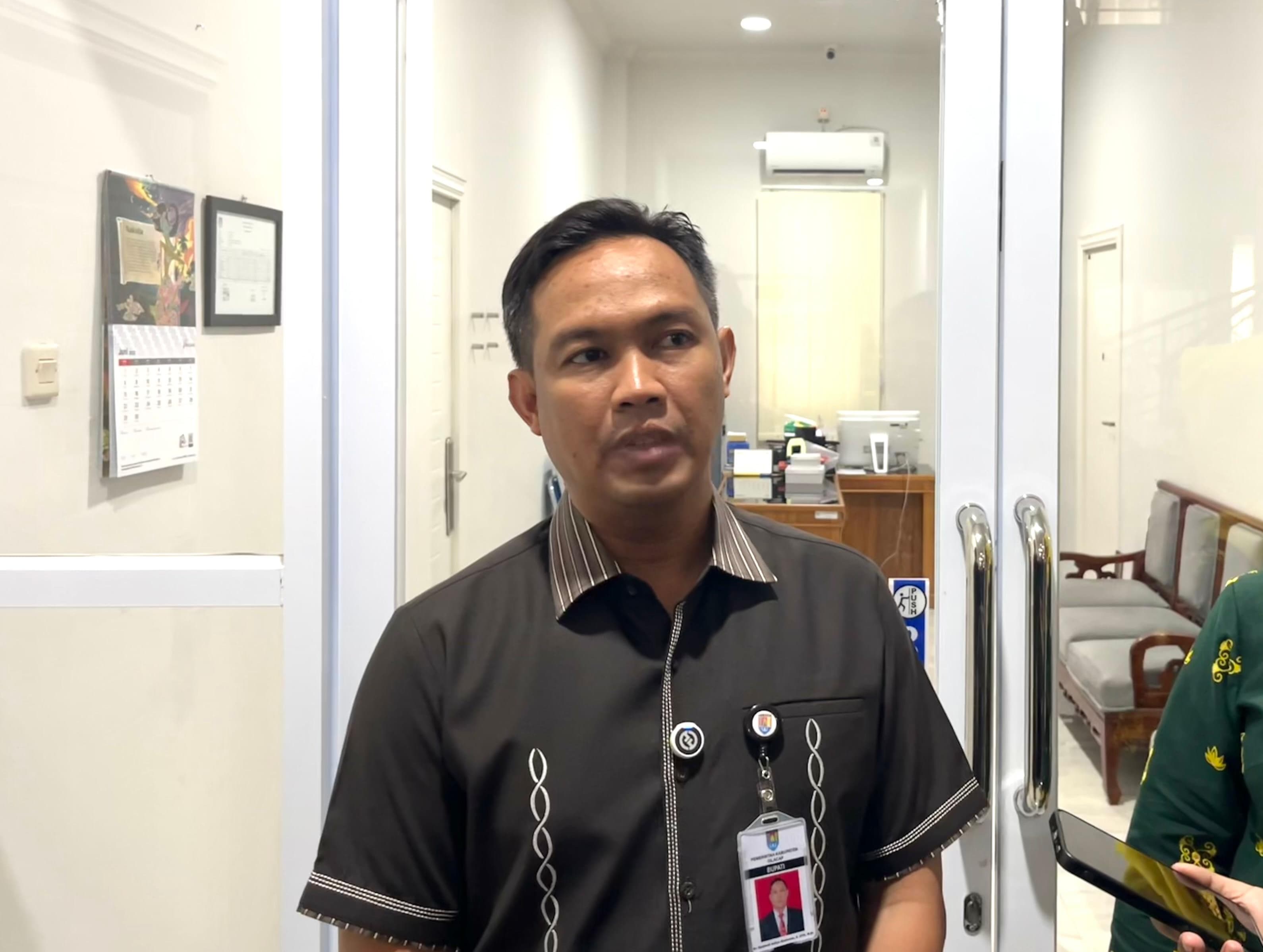 Kabar Gembira, Bupati Cilacap Kucurkan Rp 5 Miliar per Kecamatan untuk Infrastruktur Jalan