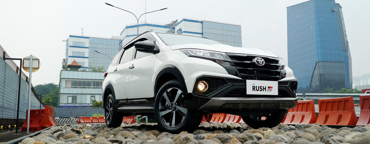 Simak Mobil Toyota Rush Second, Harga Terjangkau Performa Masih NgeGas Pol!