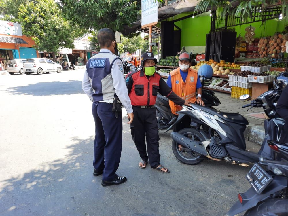 Catat! Jukir Liar Tak Usah Dilayani Pemilik Motor