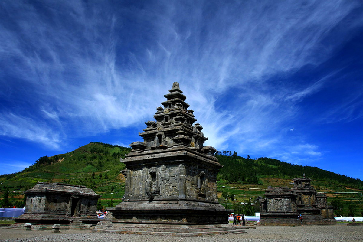 Eksplorasi Pesona Candi Arjuna di Dieng Plateu Banjarnegara