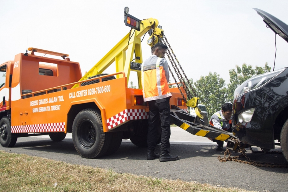 Mengenal 5 Jenis Mobil Derek Tol Beserta Tarif Layanannya