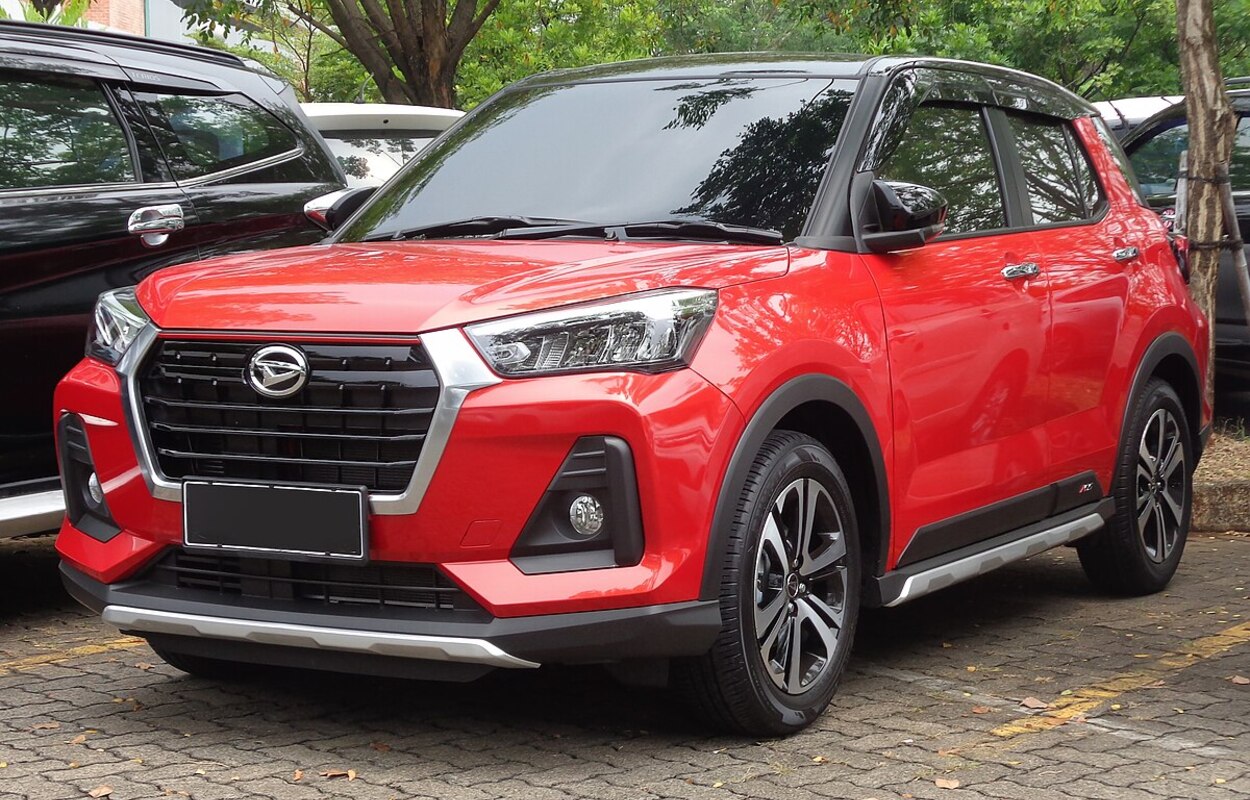 Daihatsu Rocky: Mobil Murah yang Cocok Buat Anak Kuliah