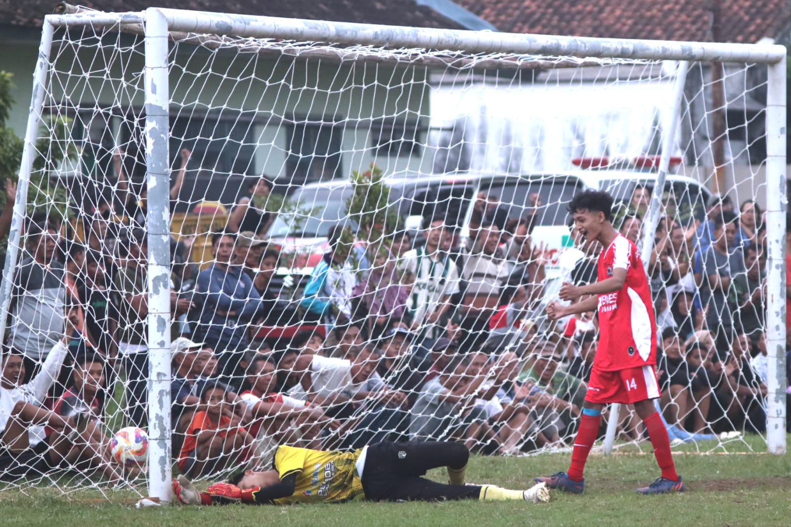 Tuan Rumah Sokid Kalah Terhormat