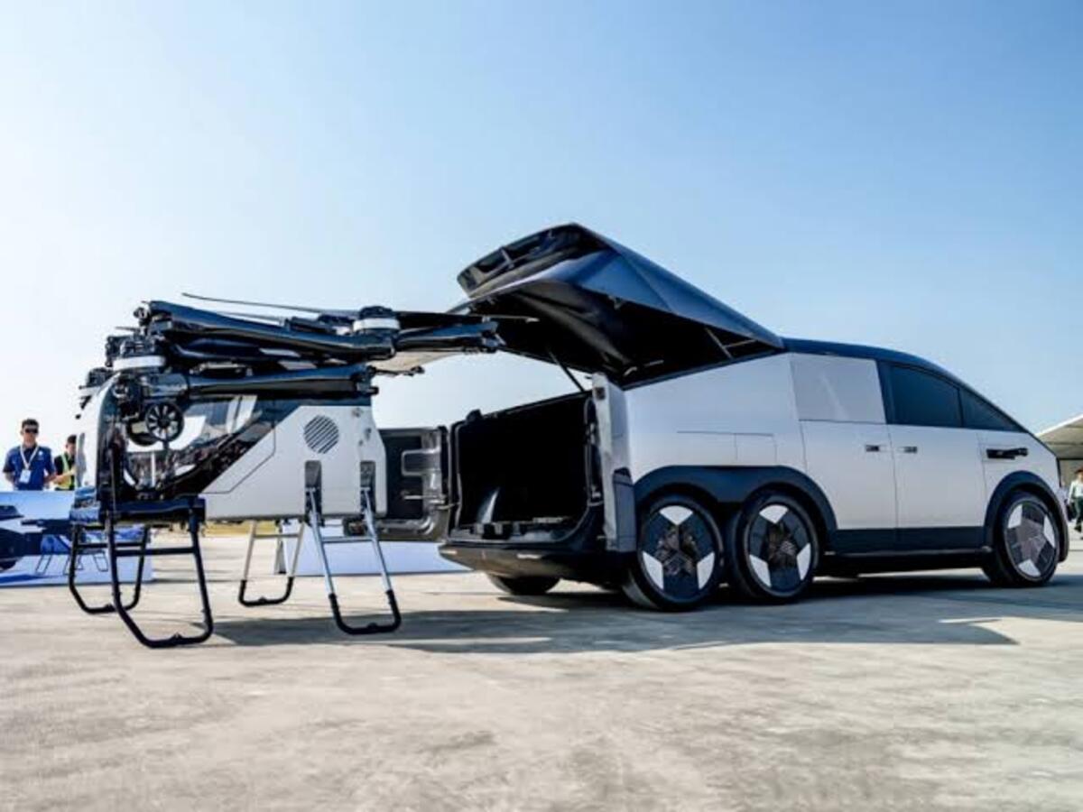 XPeng Luncurkan Mobil Terbang AeroHT di GIIAS 2025, Bisa Terbang dan Mendarat Vertikal!