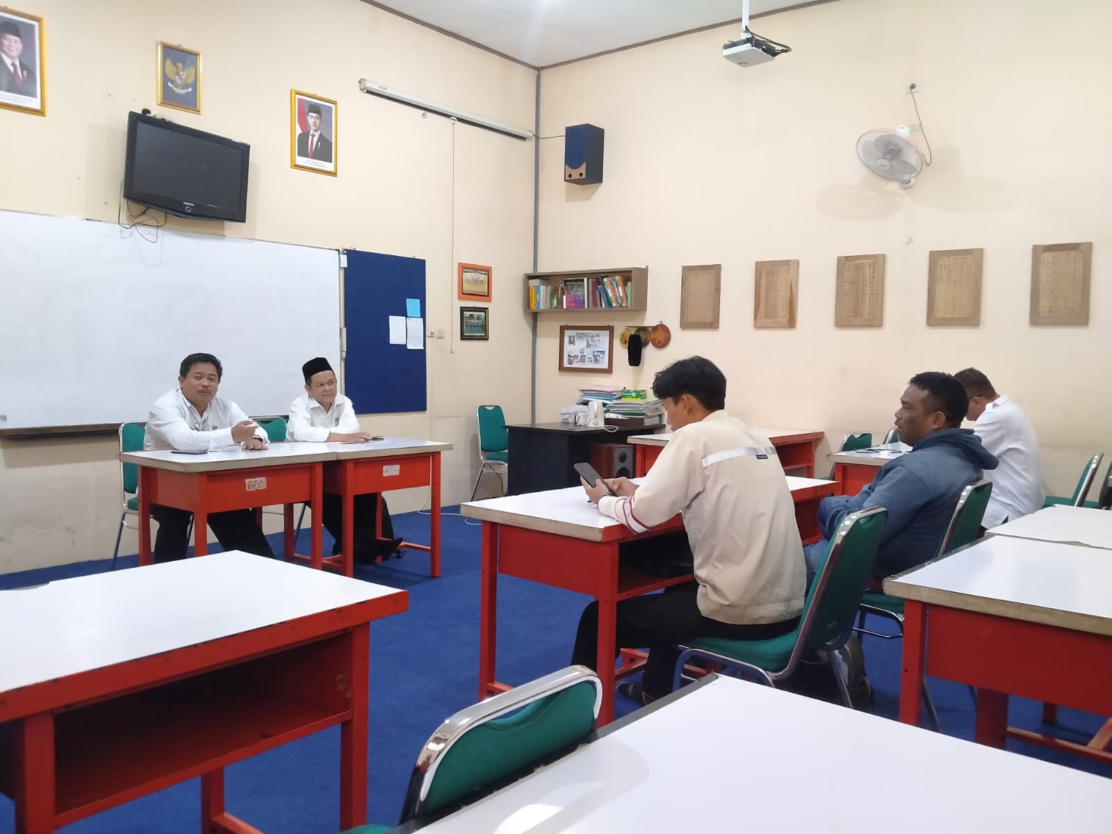 Telat, Proyek SBSN MA Negeri 2 Banyumas Didenda