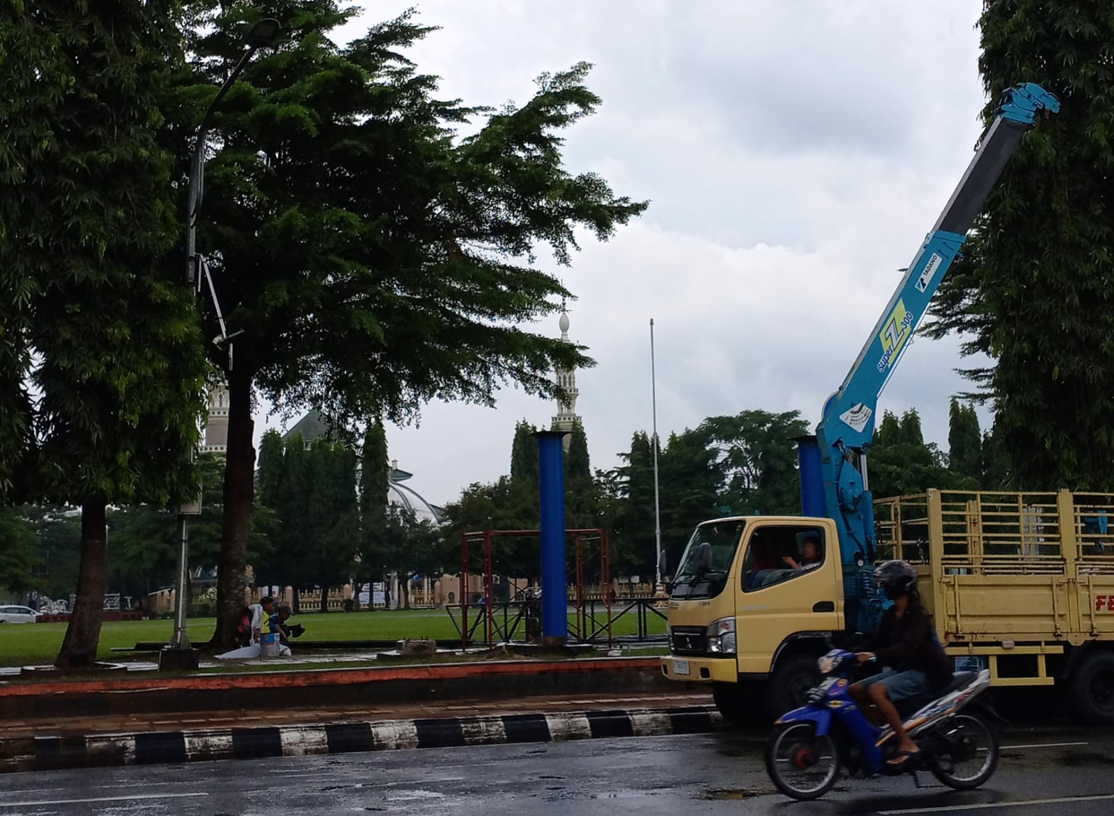 Pembangunan Videotron di Alun-alun Purbalingga Dikebut untuk Nobar Timnas, Pemkab Gandeng Pihak Ketiga