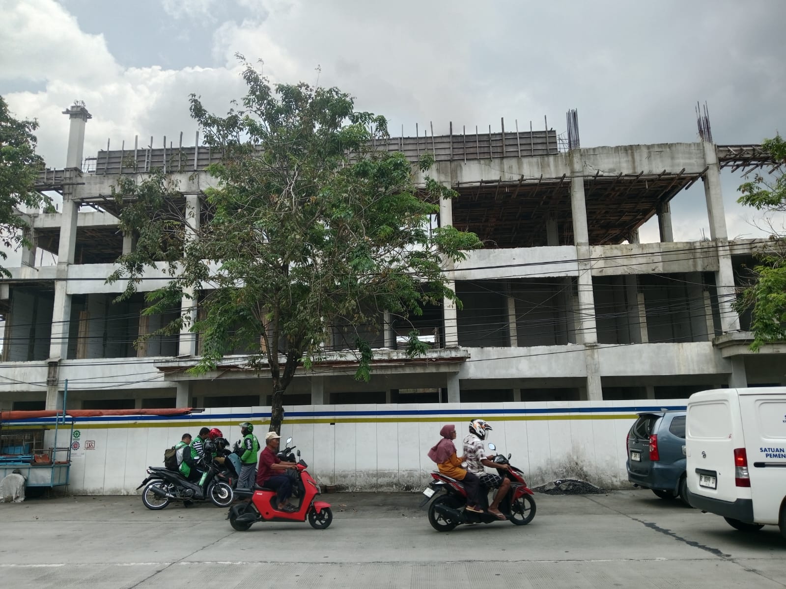 Pedagang Pasar Kroya Cilacap Desak Pembangunan Segera Dilanjutkan