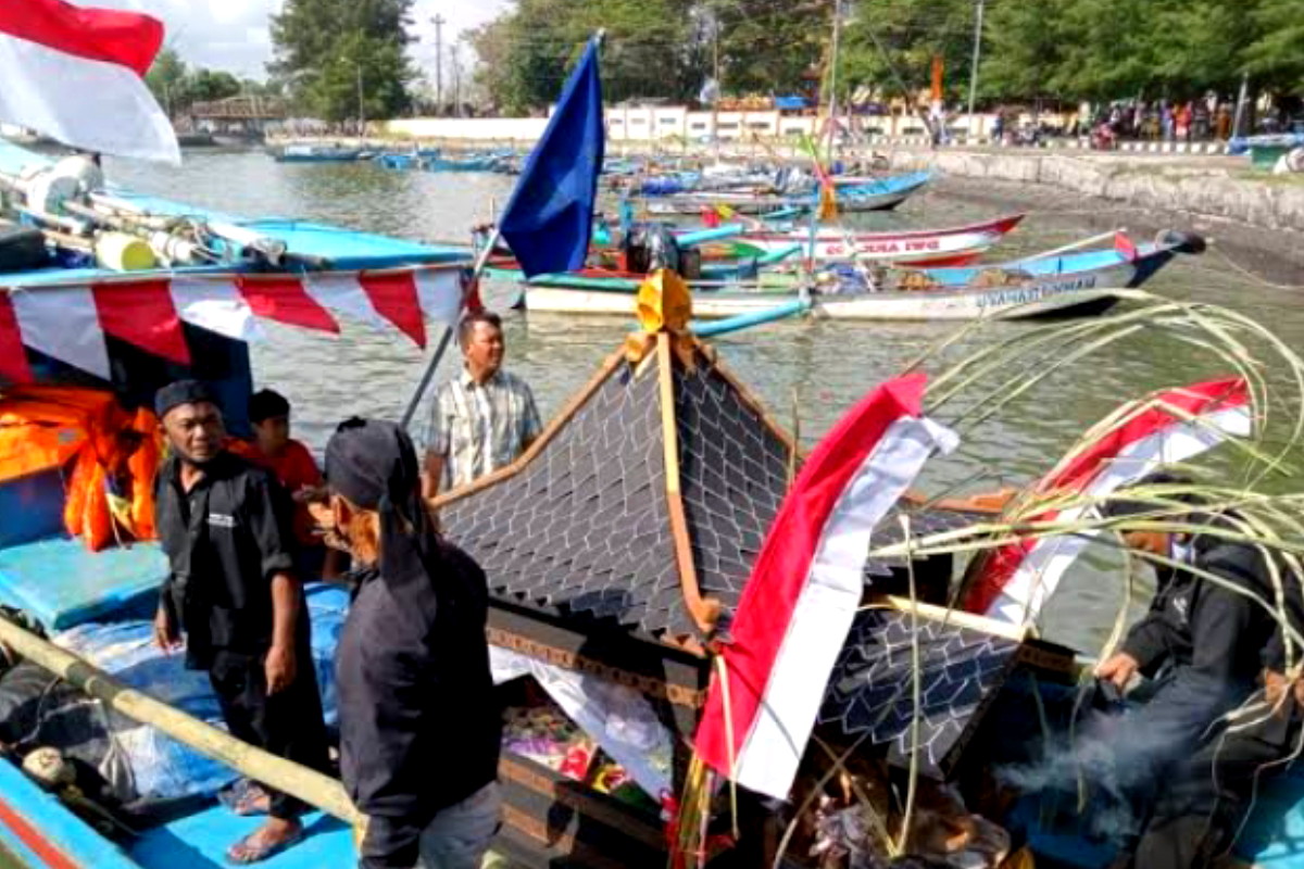 Tradisi Sedekah Laut Cilacap, Ritual Persembahan Rasa Syukur