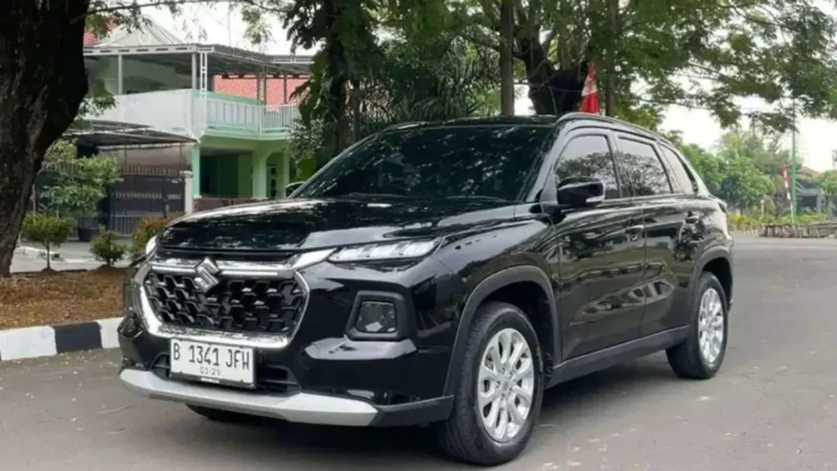 Beli SUV Canggih Tanpa Bikin Kantong Bolong? Coba Suzuki Grand Vitara 2023 Bekas!