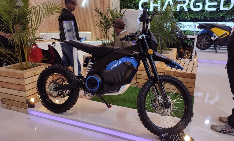 Motor Listrik Charged Senta Bergaya Trail, Cocok untuk Off-Road