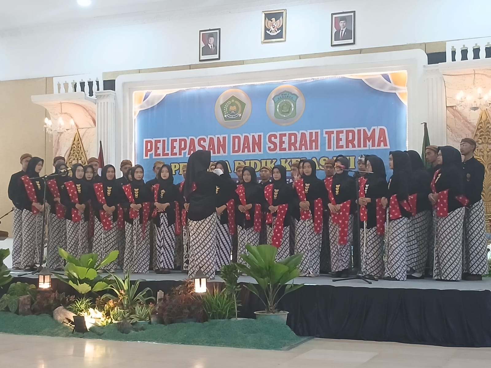 395 Siswa MAN 2 Kebumen Resmi Dilepas