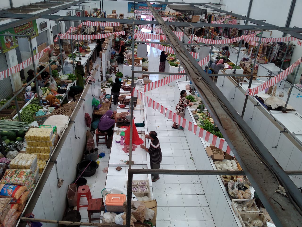 Tiga Pedagang Pasar Buntu Keluar, Tempati Lapak Pasar Desa Pageralang