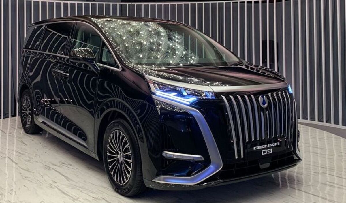 Keunggulan Gaya Eksterior Mobil Listrik Denza D9, yang Jadi Rival Berat Alphard di Kelas MPV Premium