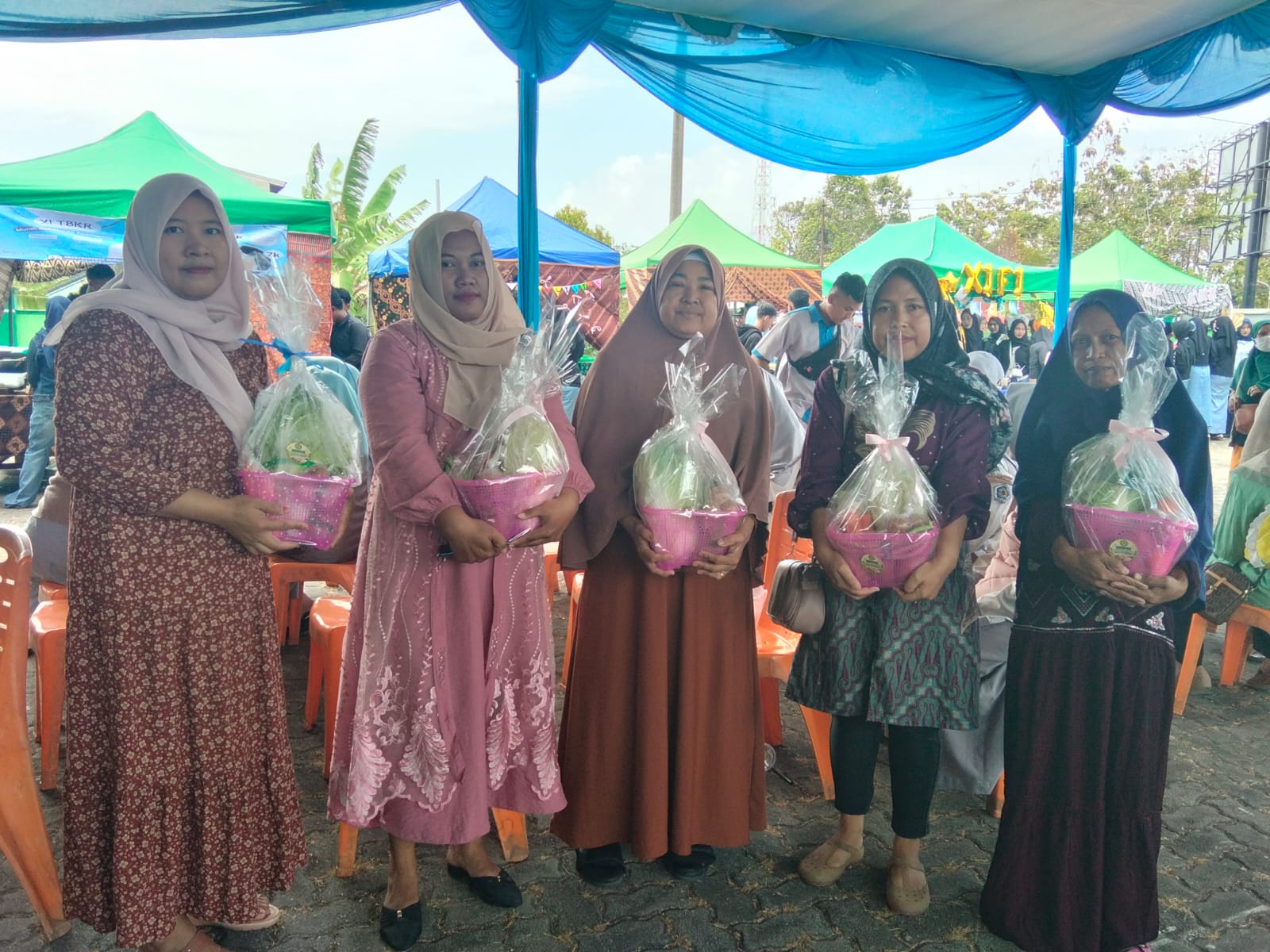  SMK Muhammadiyah 1 Cilacap Tanamkan Kepedulian Lewat Aksi Berbagi