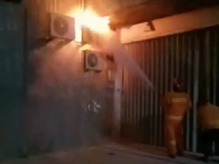Akibat Korsleting, Mesin AC Milik Perusahan Swasta di Cilacap terbakar