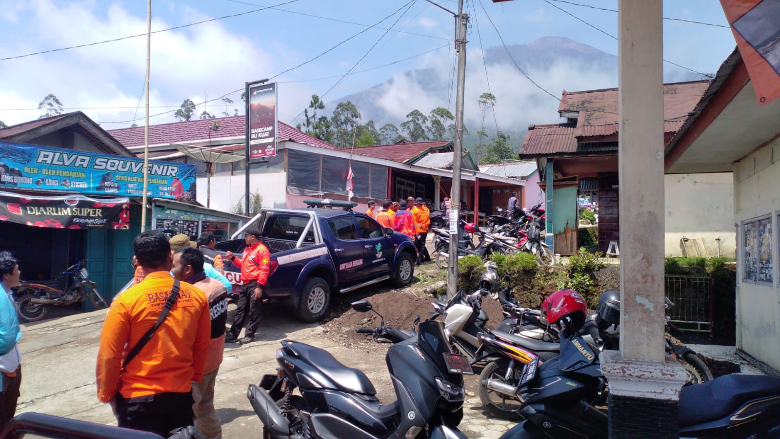 Tak Sampai 24 Jam, Vio Pendaki yang Hilang di Gunung Slamet Berhasil Ditemukan Dalam Kondisi Sadar