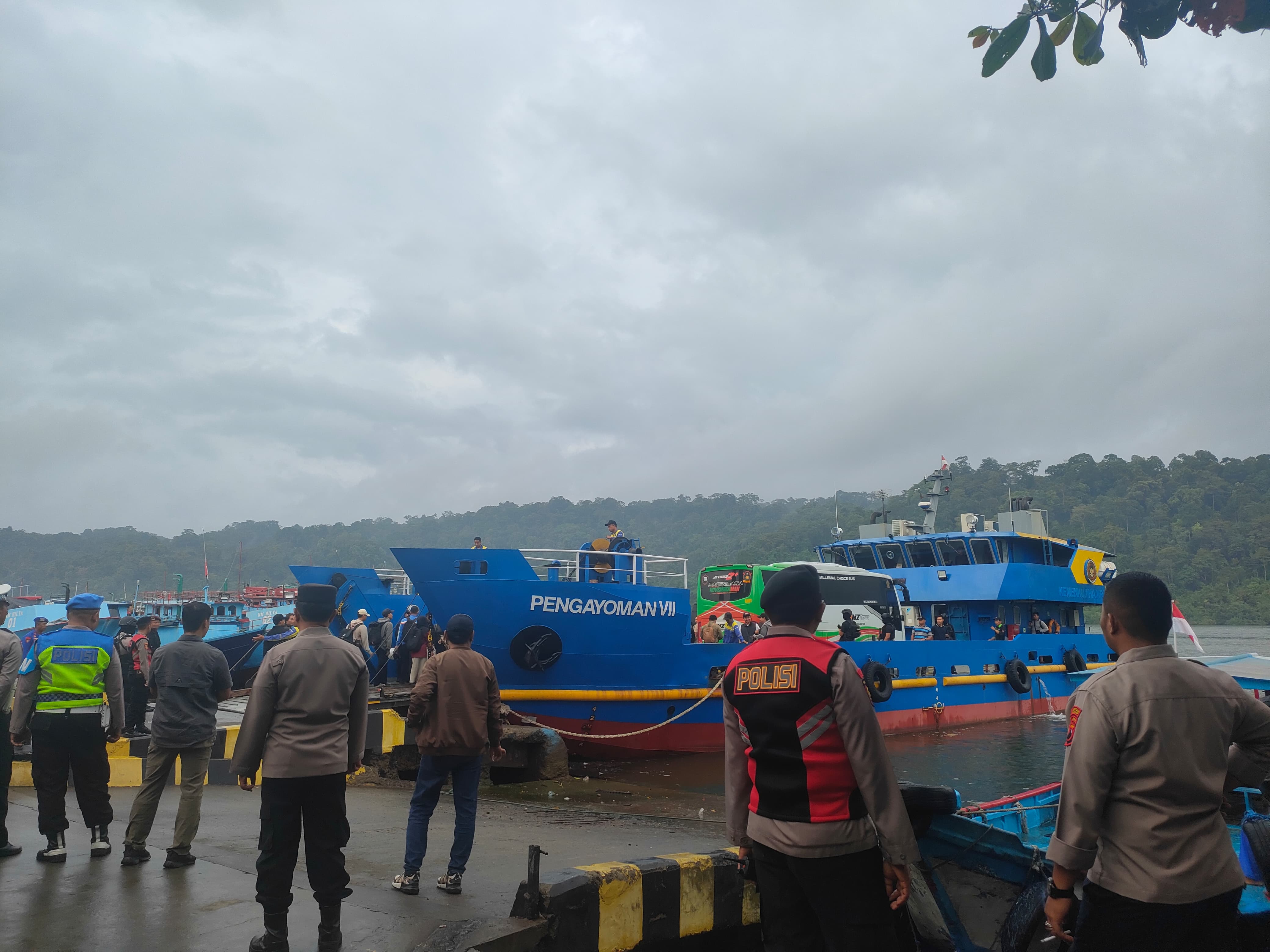 8 Napiter dipindah Ke Lapas Nusakambangan, 1 Orang Merupakan Terpidana Mati