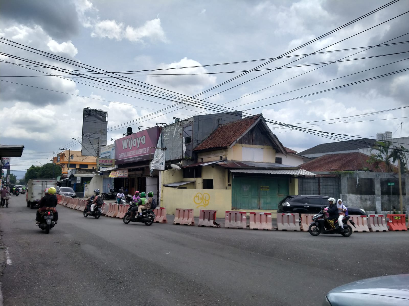 Barrier di Pertigaan Moro Purwokerto Tidak Akan Dibongkar