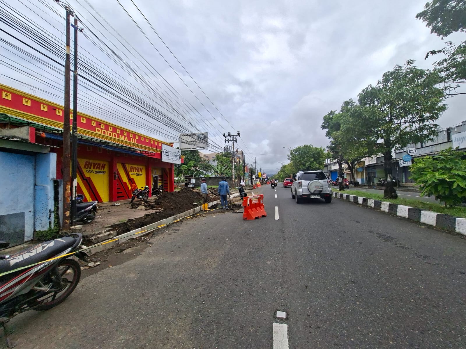 Masuki Musim Hujan, Proyek Rehabilitasi Drainase di Jalan Gatot Subroto Cilacap Dikebut