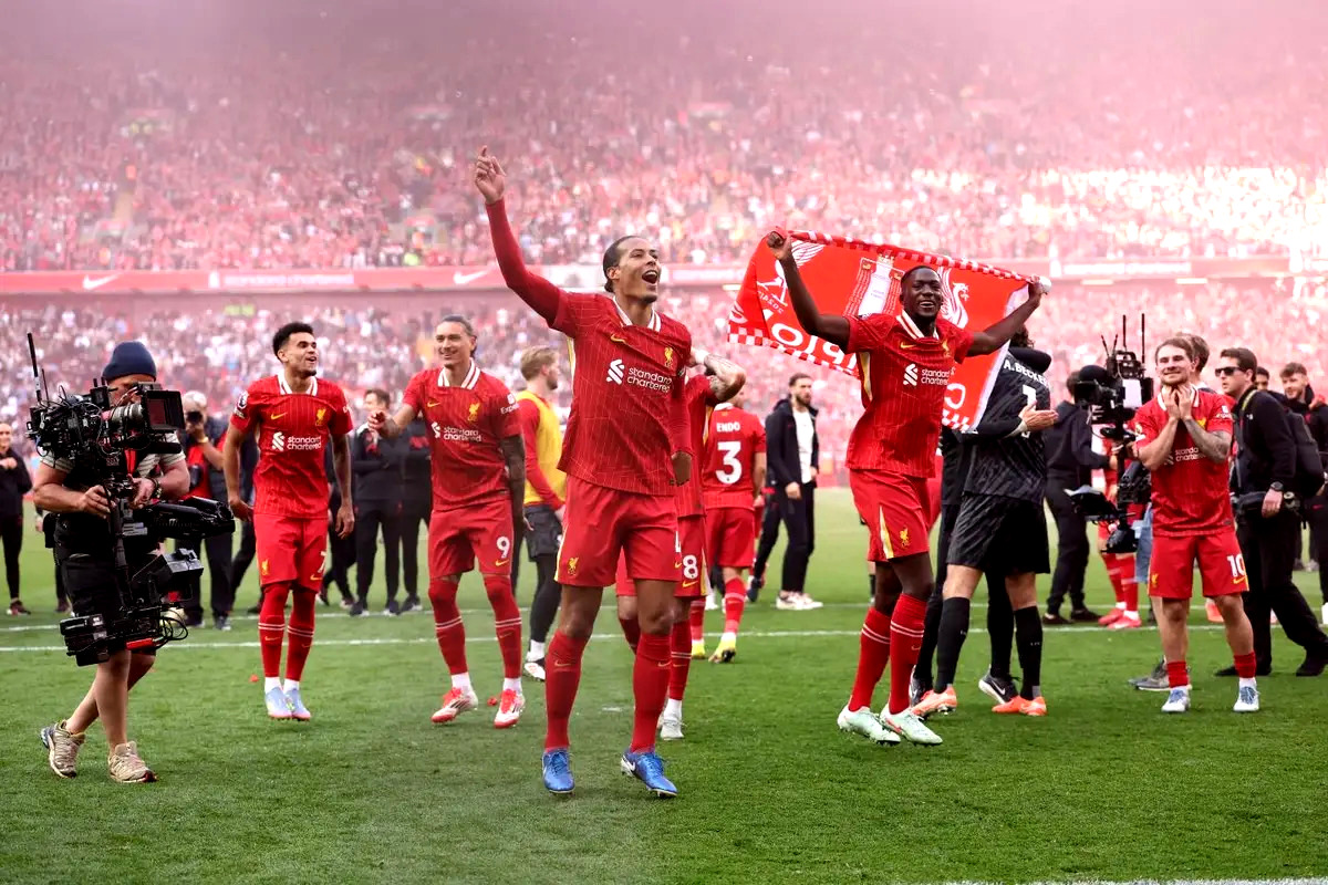 Liverpool Bungkam Tottenham 5-1, The Reds Resmi Juara Premier League!