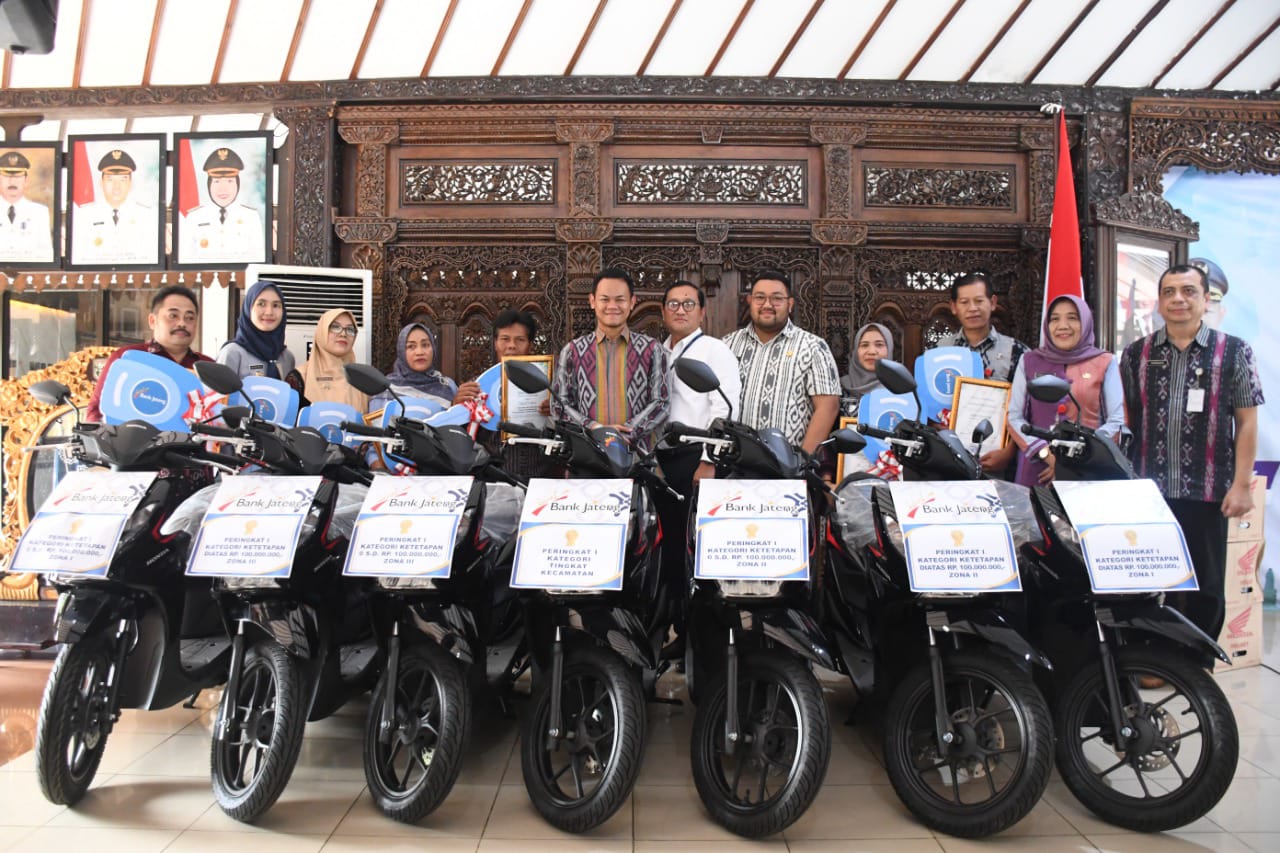 Semua Kecamatan Dapat Hadiah Pelunasan PBB- P2 Tercepat